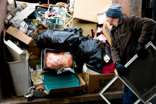 Best Yard Waste Removal  in Armonk, NY